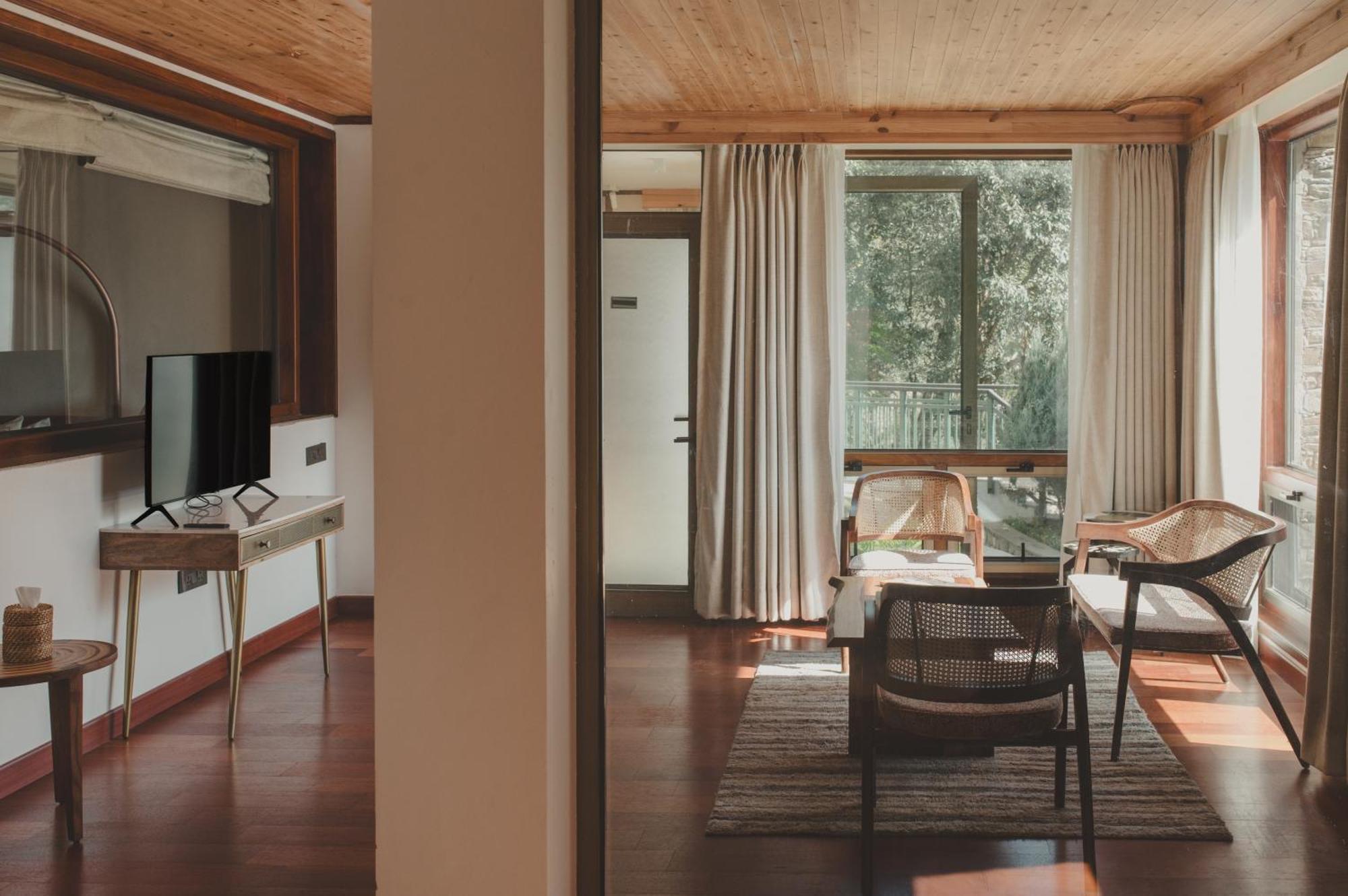 Brij Atmanya Bhowali, Nainital, A Luxury Mountain Escape Екстер'єр фото
